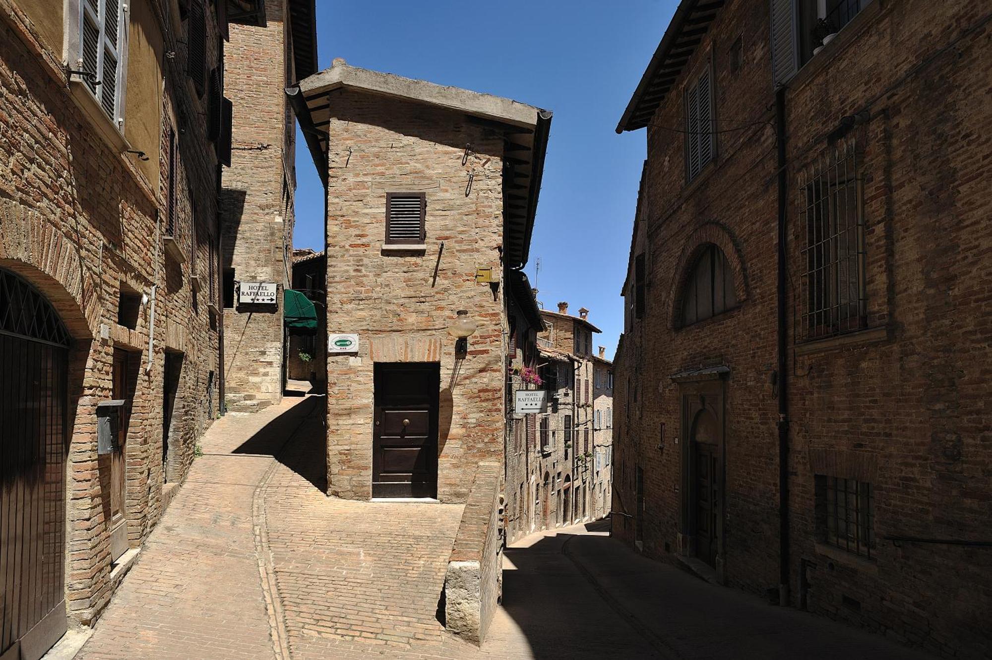 Albergo Hotel Raffaello Urbino Eksteriør bilde