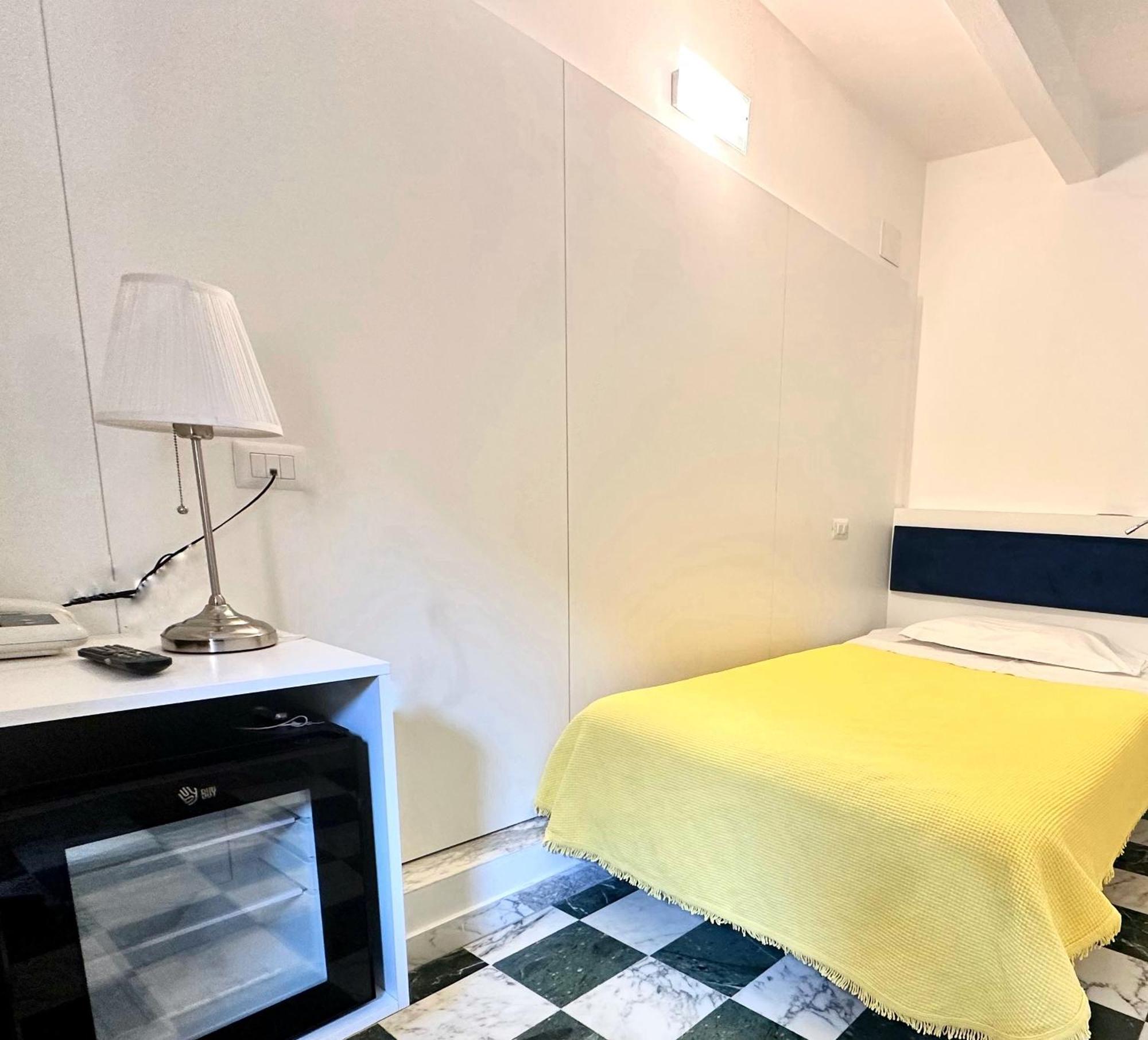 Albergo Hotel Raffaello Urbino Eksteriør bilde