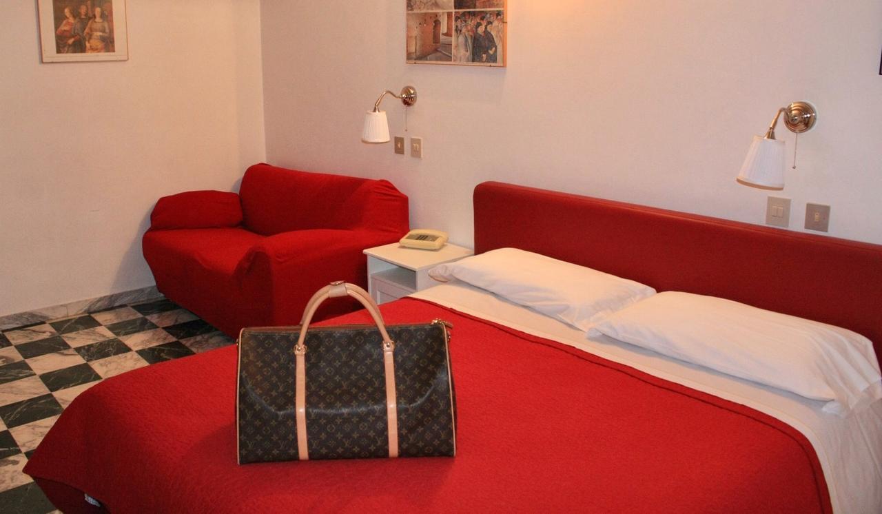 Albergo Hotel Raffaello Urbino Eksteriør bilde