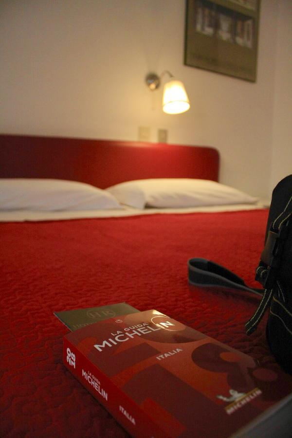 Albergo Hotel Raffaello Urbino Eksteriør bilde