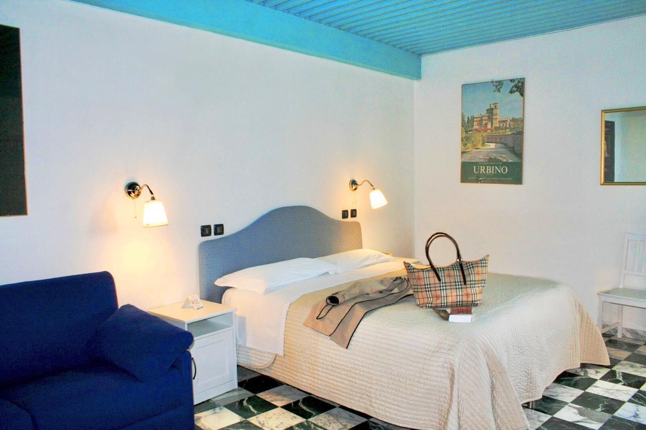 Albergo Hotel Raffaello Urbino Eksteriør bilde
